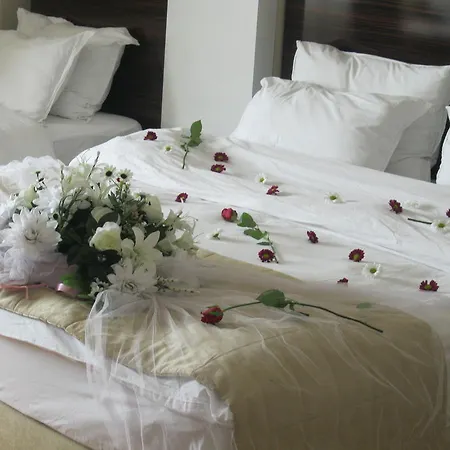 Hotel Anya 3*